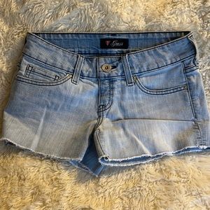 Guess jean shorts size 26